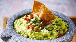 totopos con guacamole